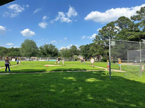 Tiny photo for 6203 Fairway Oaks Court, Spring, TX 77379 (MLS # 84529776)