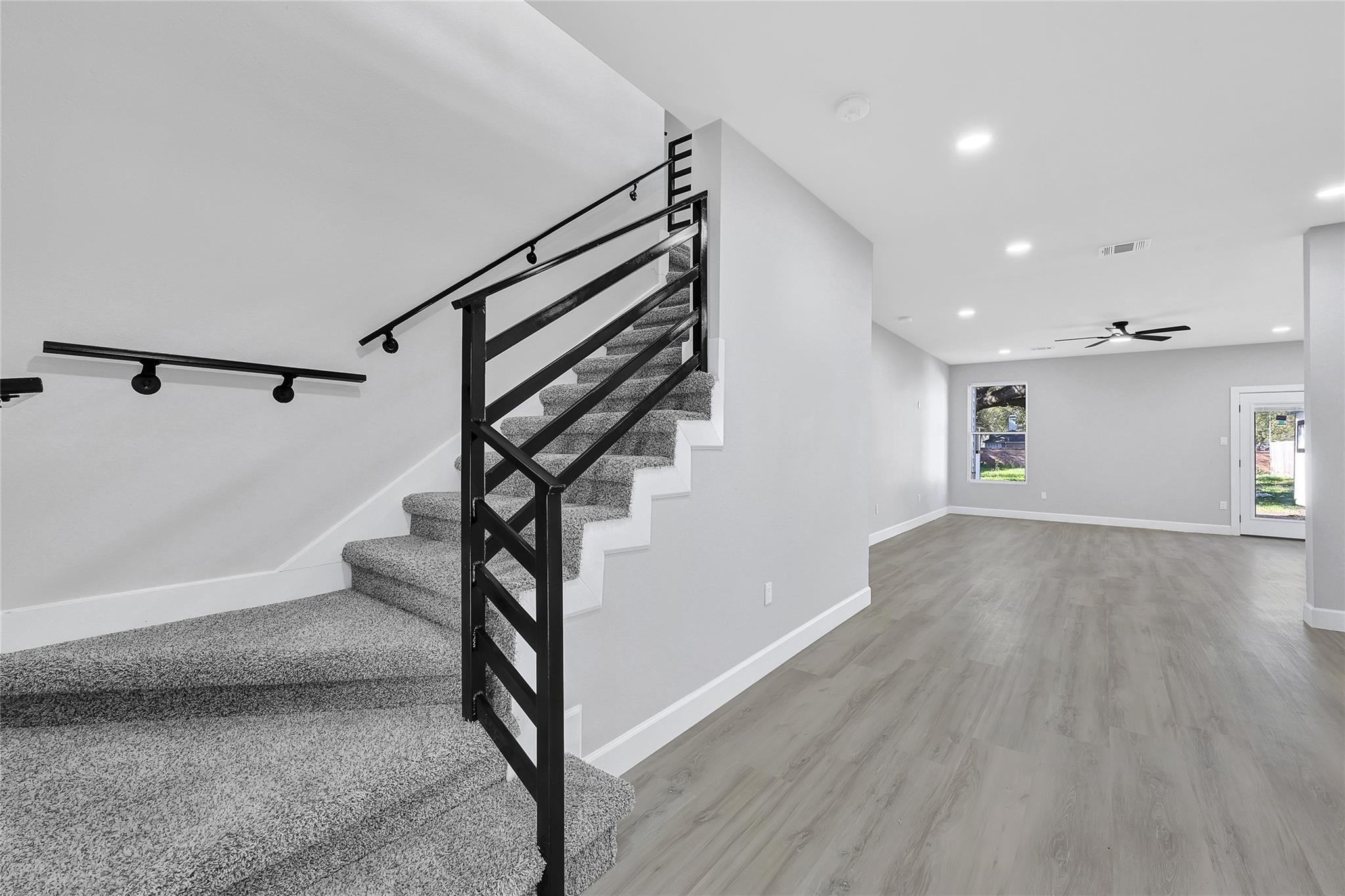9026 Lawncliff Lane