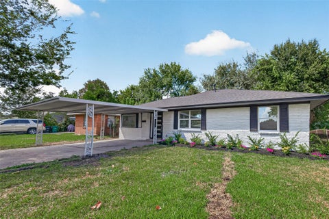 Photo of 3107 Sunnydale Drive, Houston, TX 77051 (MLS # 14448107)