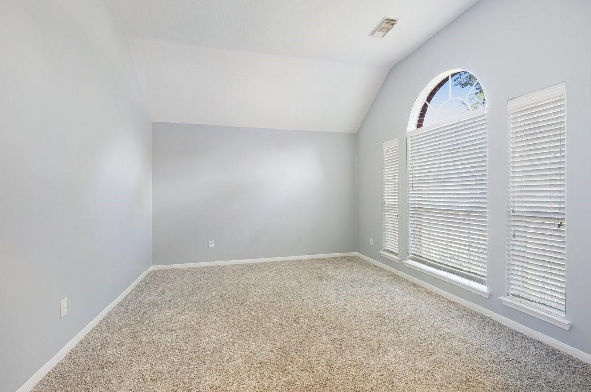 2922 Abbey Field Drive