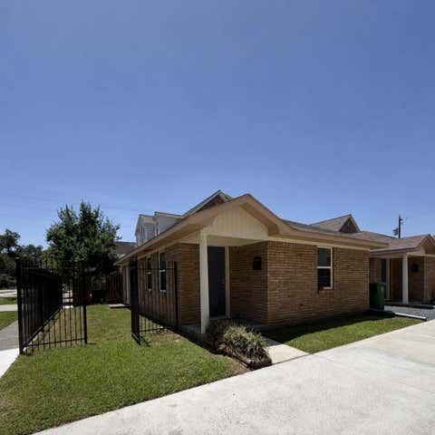 Photo of 815 Waverly Street, Houston, TX 77007 (MLS # 32505464)