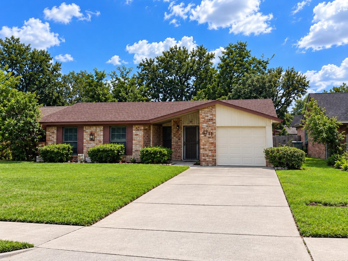 3711 Heatherbrook Drive