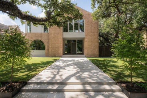 Photo of 5320 Cherokee Street, Houston, TX 77005 (MLS # 7685742)