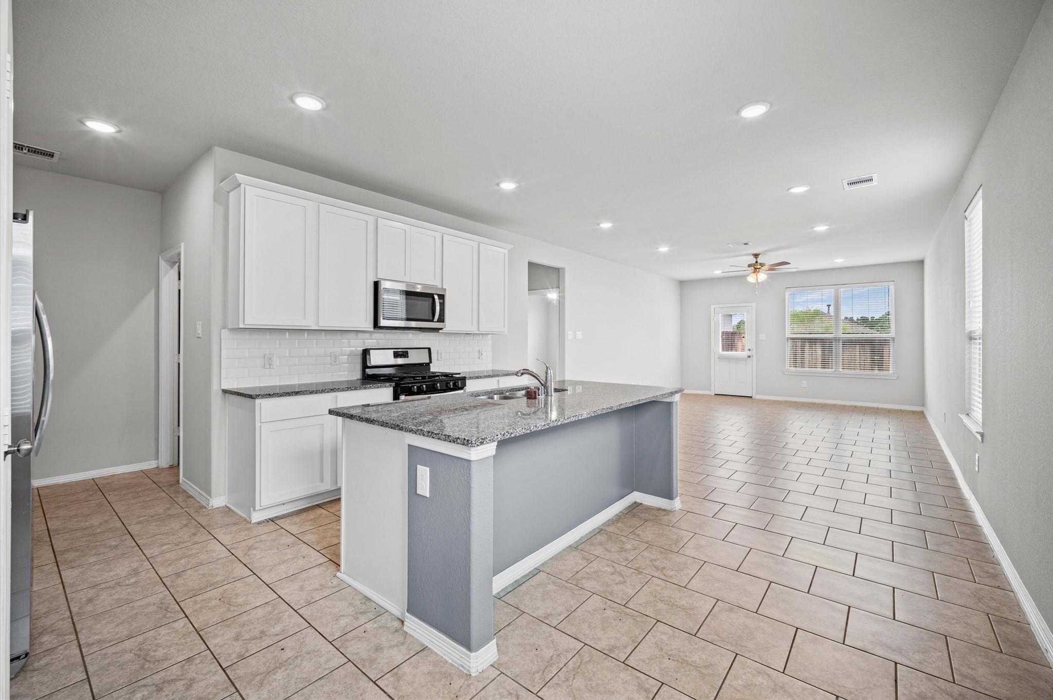 25727 Boxwood Hedge Ln