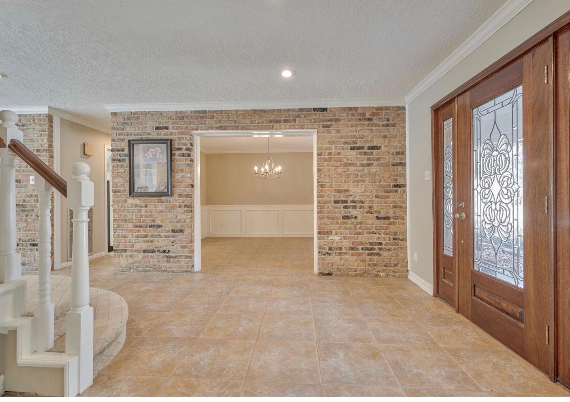 24211 Norchester Way
