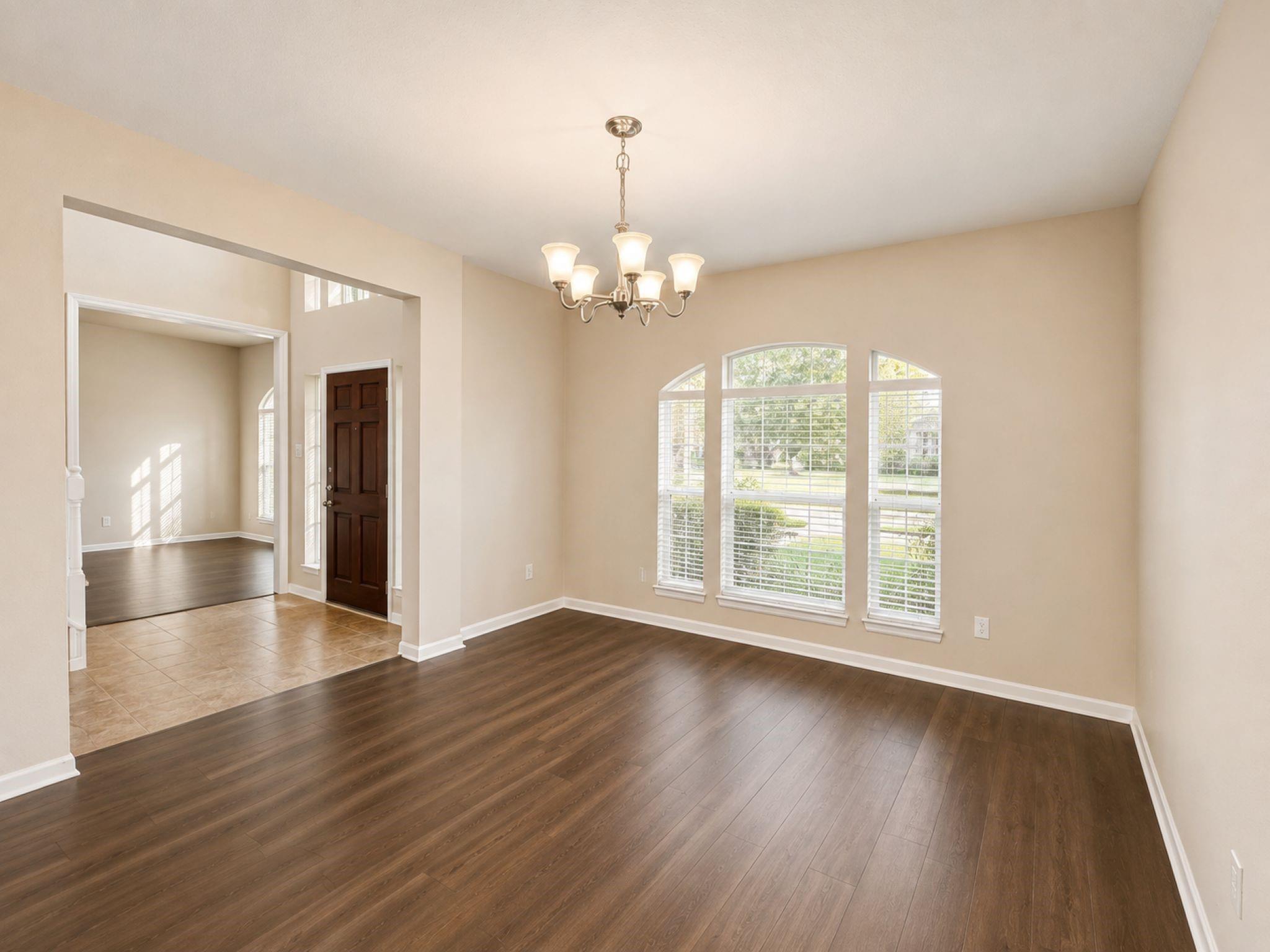 501 Falcon Lake Drive