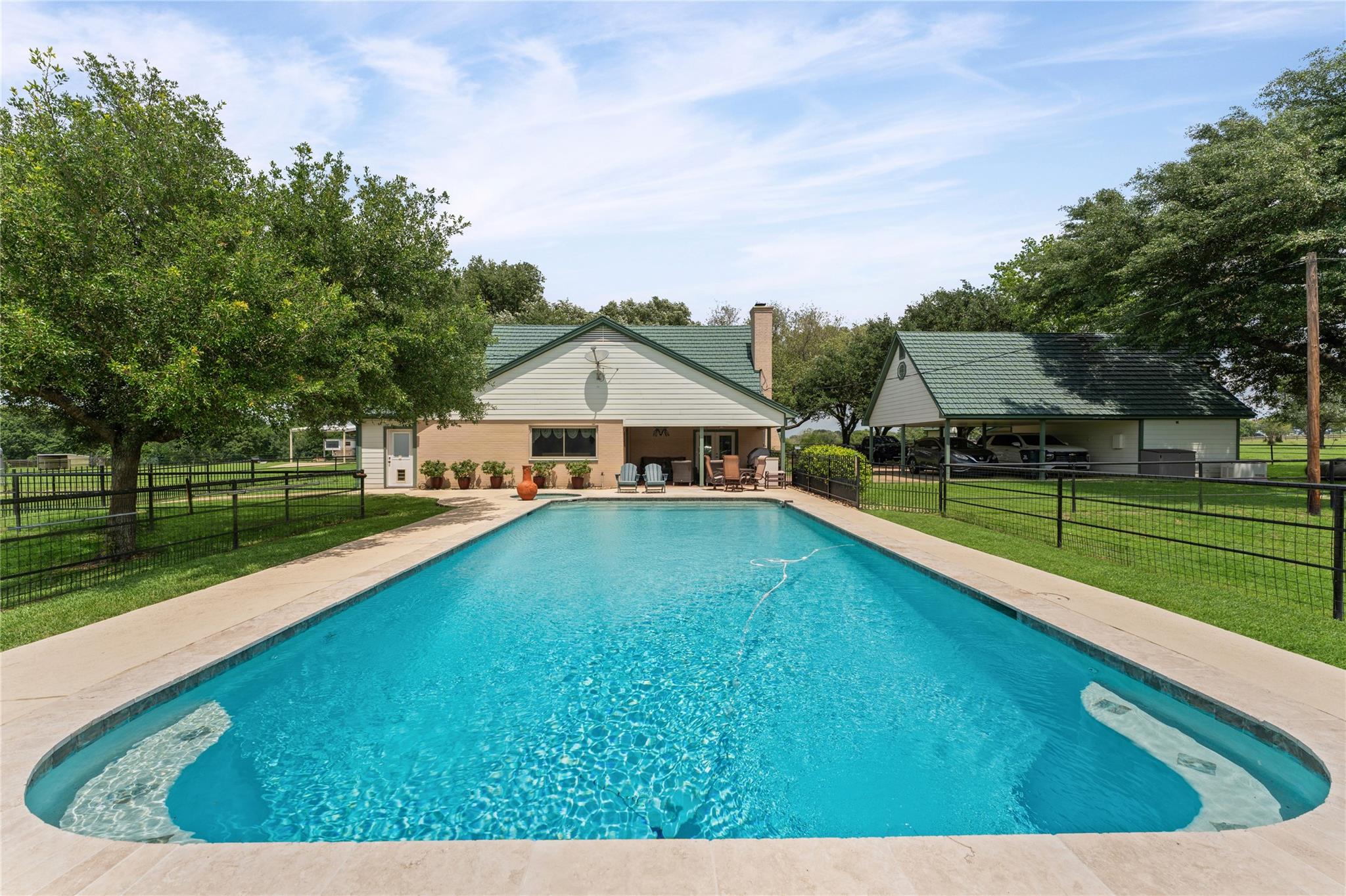 15302 Yellow Bird Road