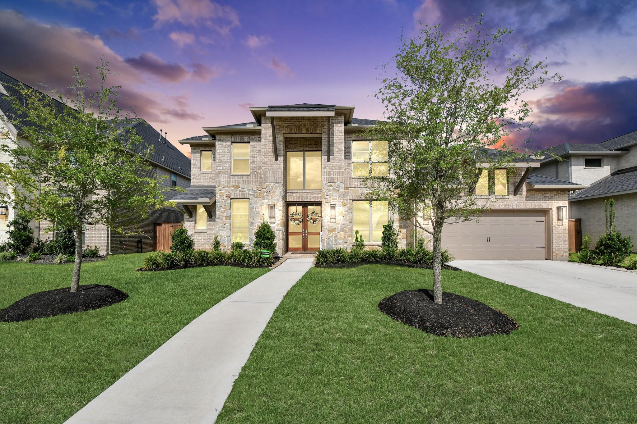 3527 Highcliffe Drive