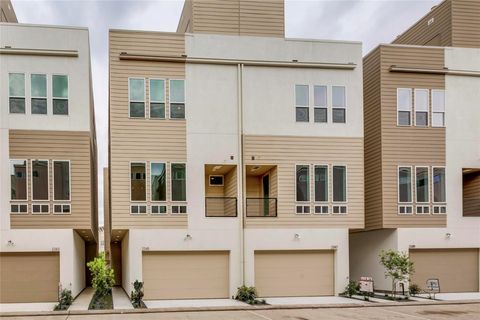 Photo of 2345 Sperber Lane, Houston, TX 77003 (MLS # 41326309)