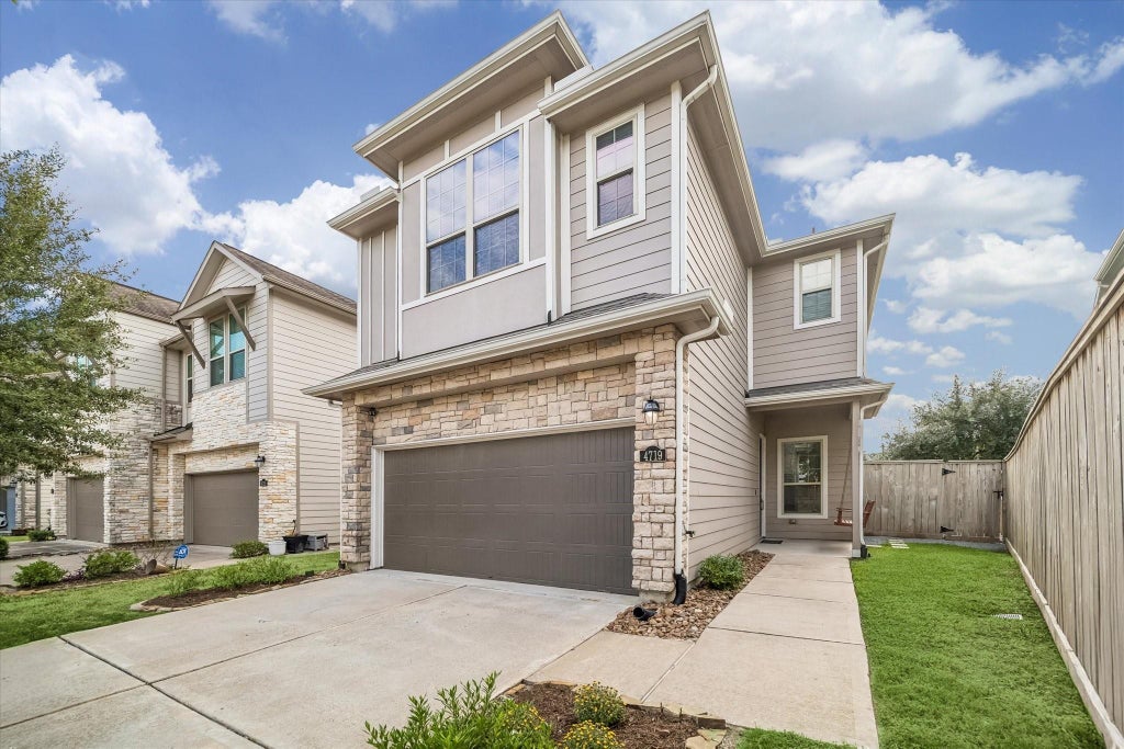 Photo of 4719 Glen Isle Drive, Houston, TX 77009 (MLS # 28083299)