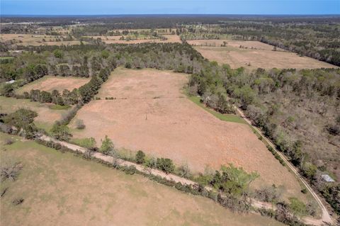 Photo of NA Kickapoo Road, Groveton, TX 75845 (MLS # 10005360)