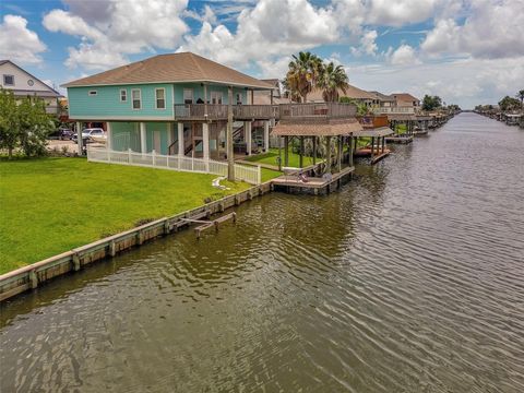 Photo of 712 Marlin, Hitchcock, TX 77563 (MLS # 50371026)
