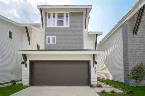 Photo of 7609 Victory Reserve Street, Houston, TX 77088 (MLS # 94830155)
