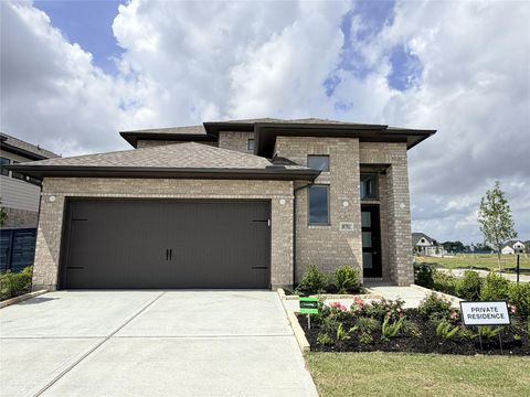 Photo of 10702 Ursa St, Richmond, TX 77469 (MLS # 23186771)