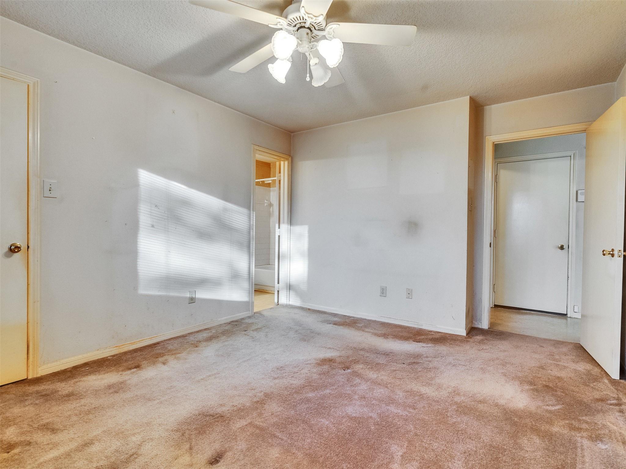 2320 Caroline Street