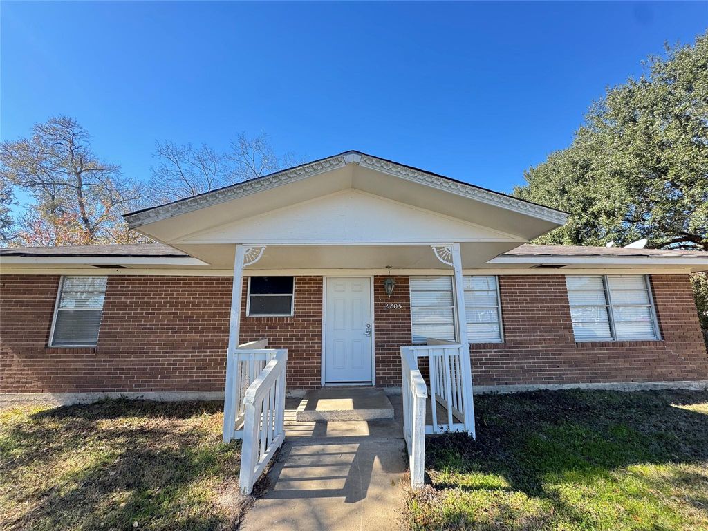 Photo of 2205 Farr, Waller, TX 77484 (MLS # 90431703)