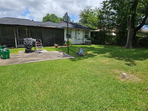 Tiny photo for 5218 Cortelyou Lane, Houston, TX 77021 (MLS # 56964309)