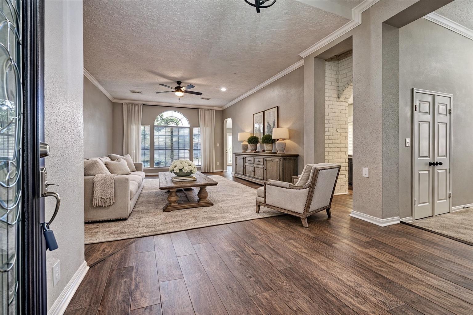 15419 Redbud Leaf Lane