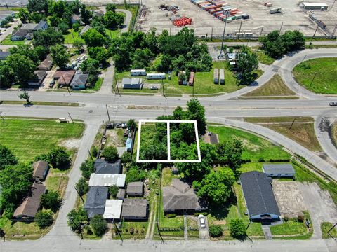 Photo of 2506 Lockwood Drive, Houston, TX 77020 (MLS # 81363604)