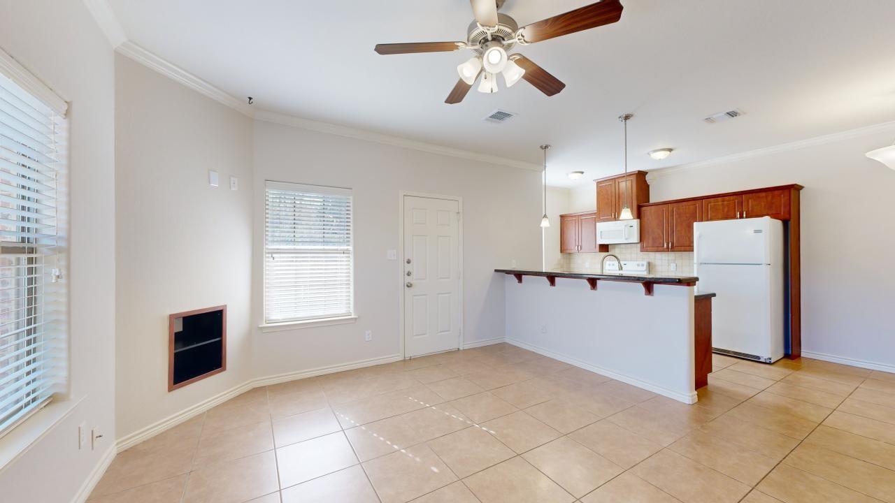 4432/4434, 4436/4438 Reveille Road