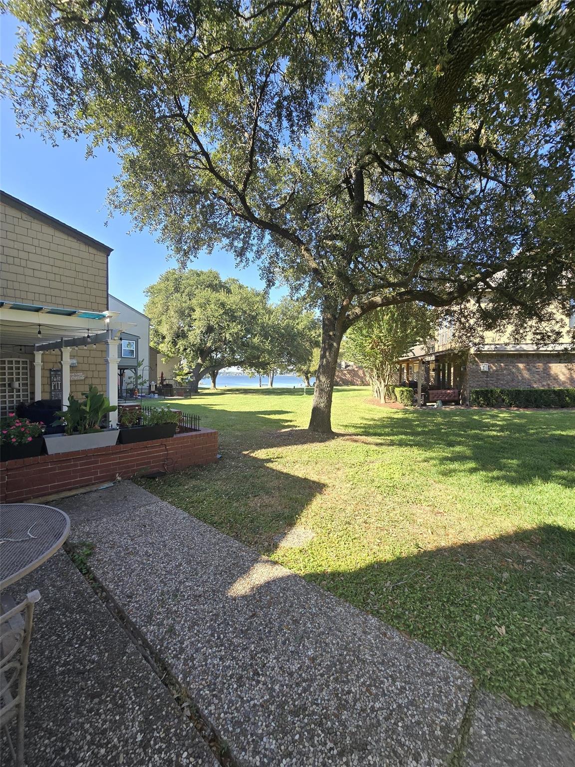 1929 Clipper Court