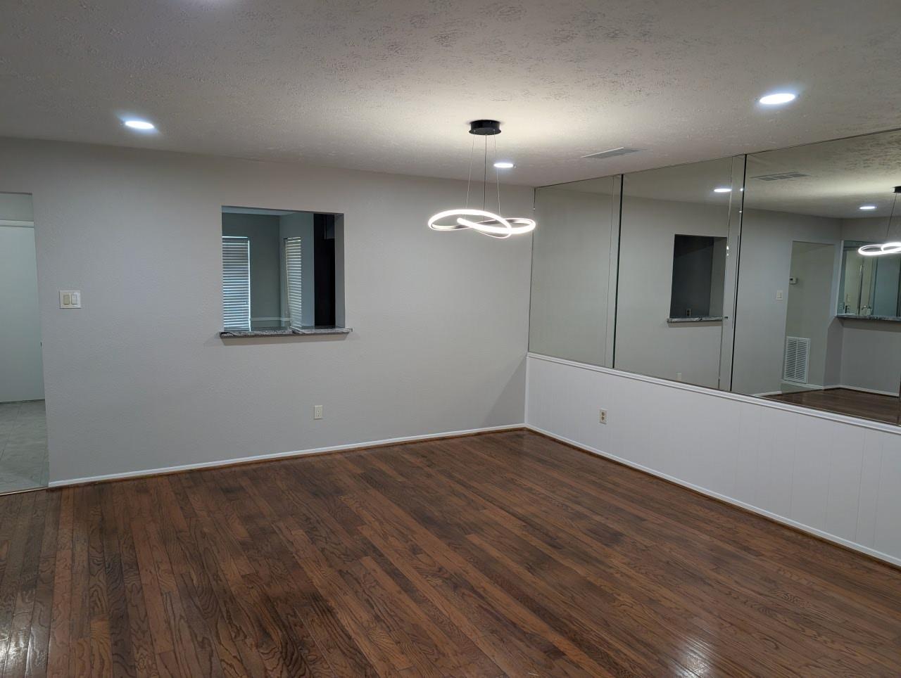 3258 Continental Drive