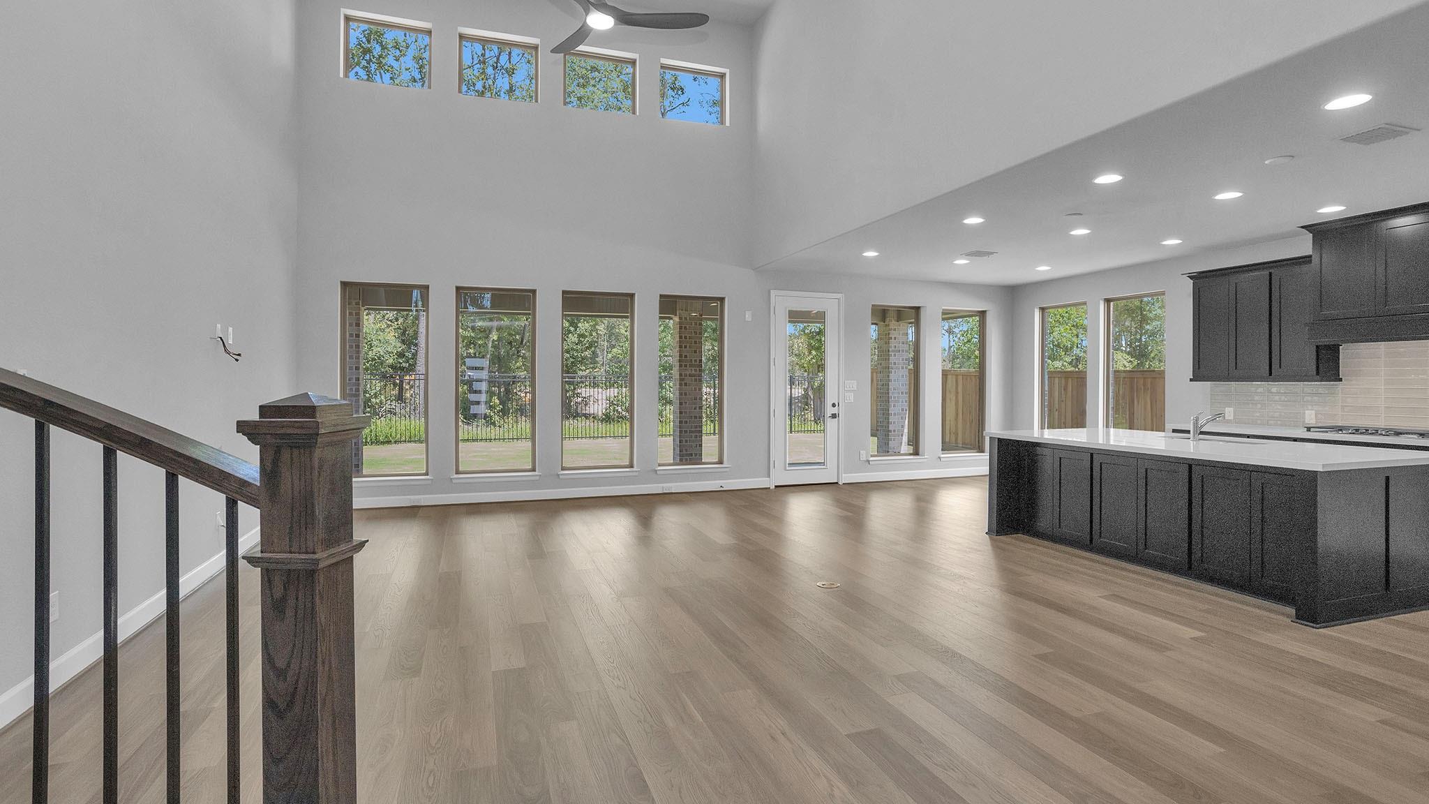 21927 Gateway Arch Drive