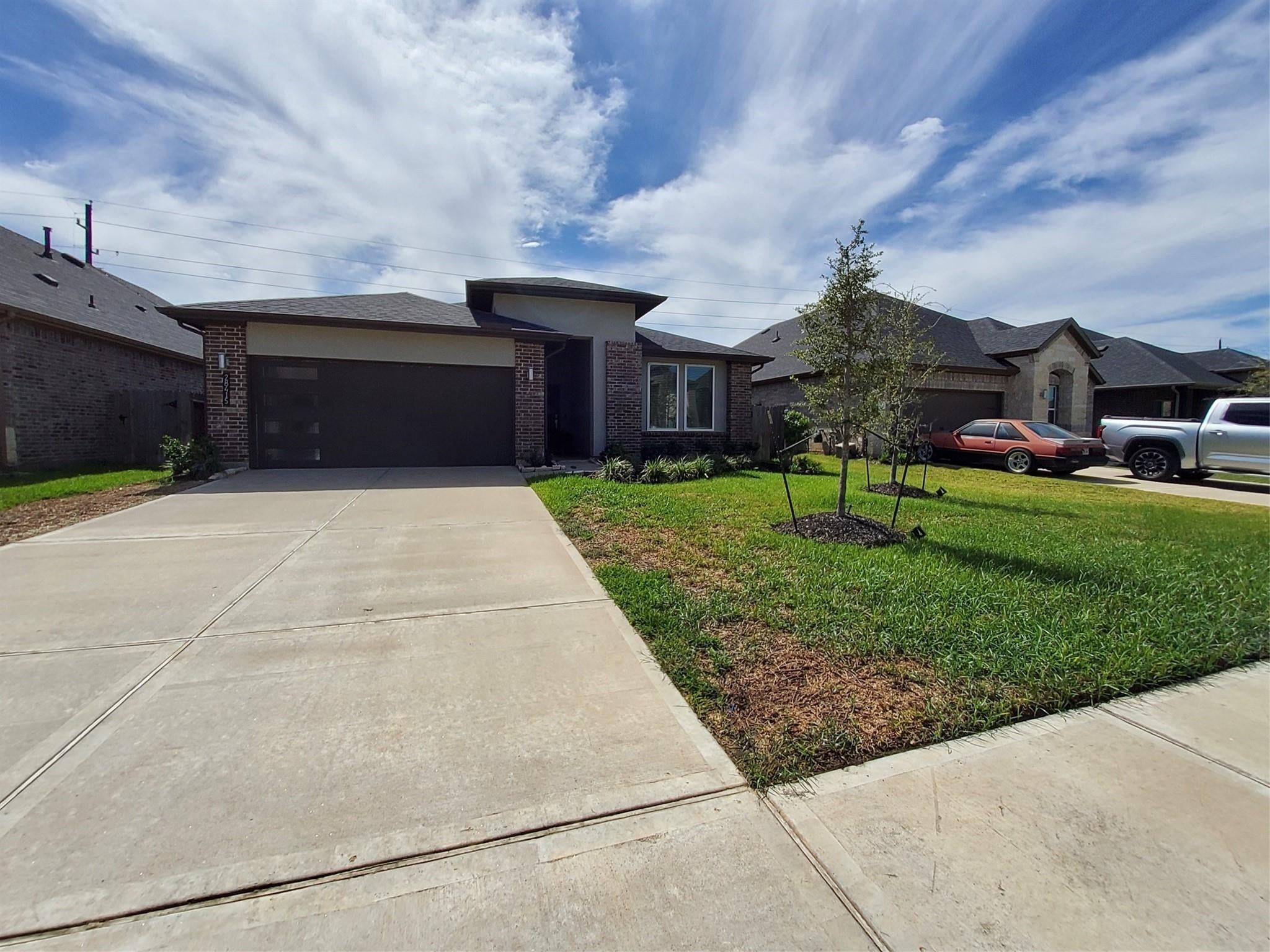 28415 Hannahs Harbor Lane