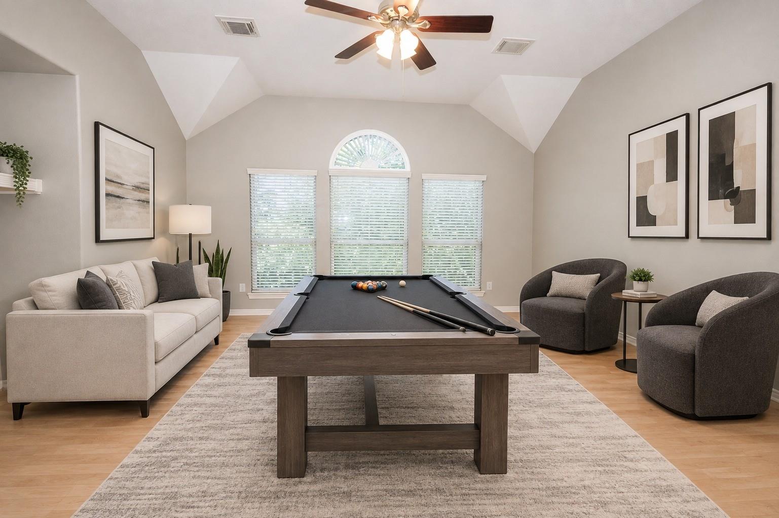 2516 Royal Terns Court