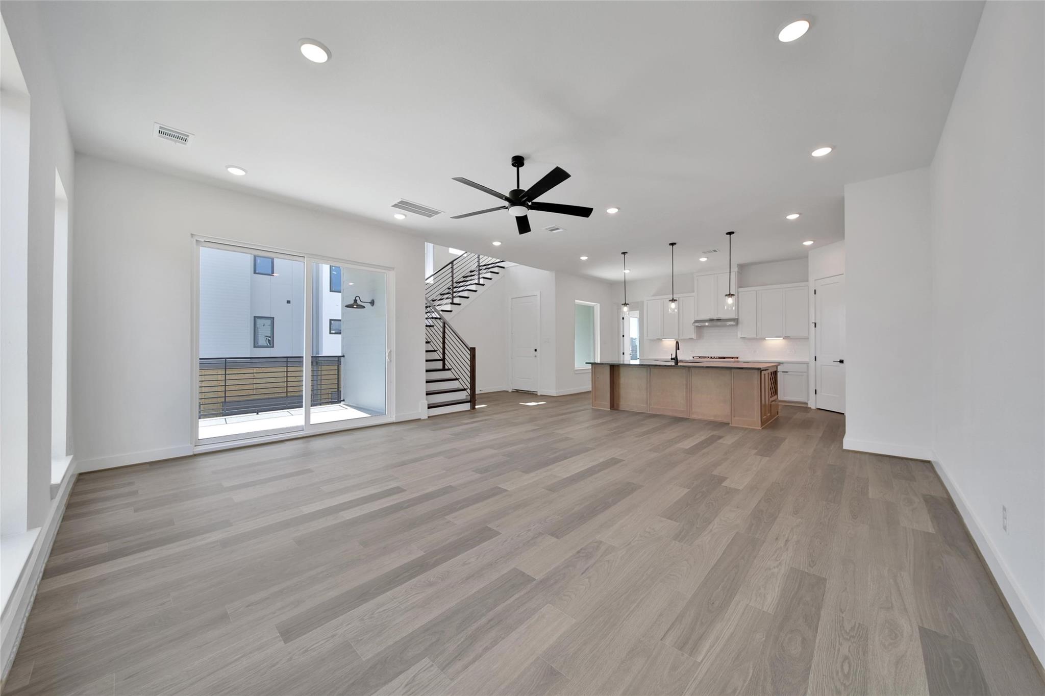 4404 Anthony Court Lane