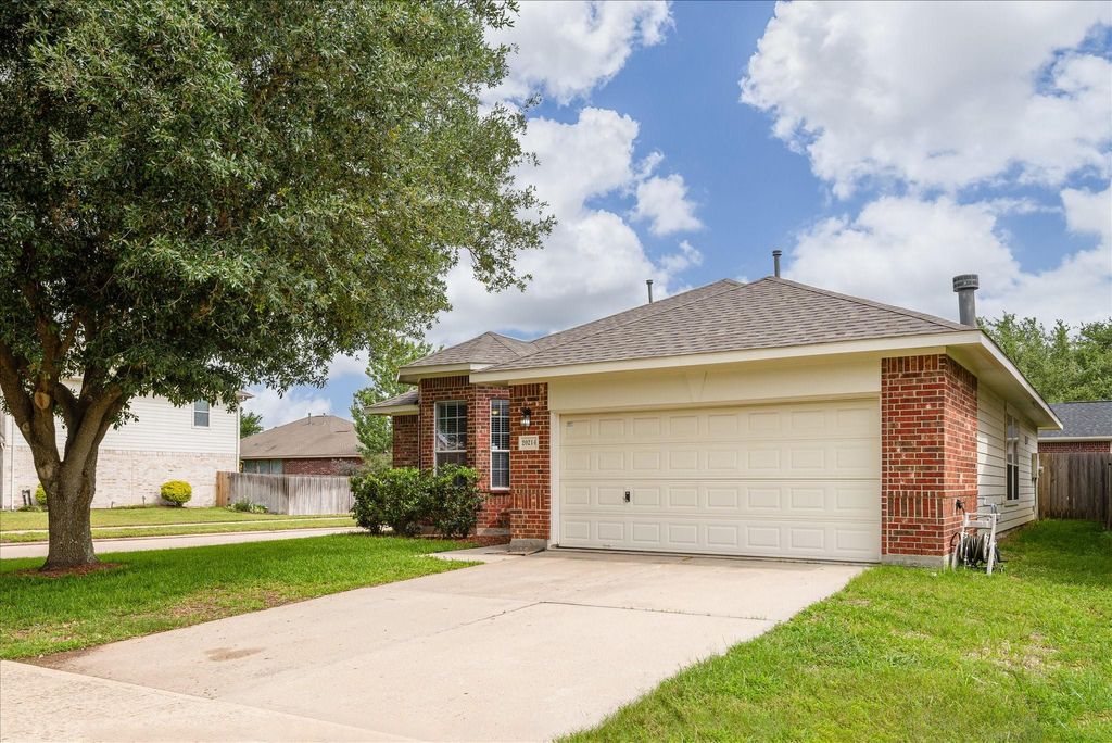 Photo of 20214 Sendera Oaks Lane, Cypress, TX 77433 (MLS # 17693334)