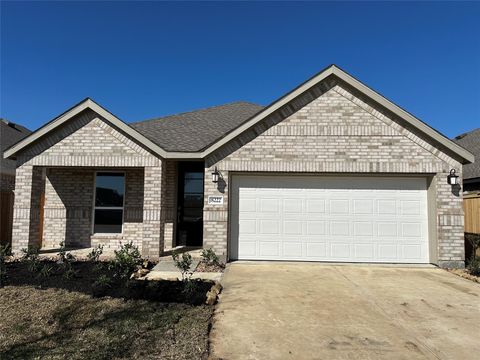 Homes For Sale - 3008 Duskshine Drive<br/> Brookshire, TX 77423