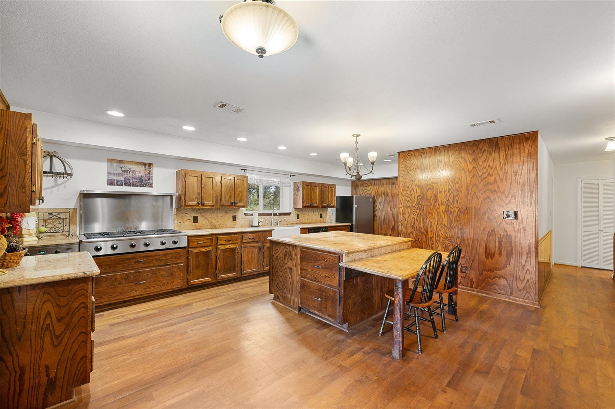 9445 County Road 132