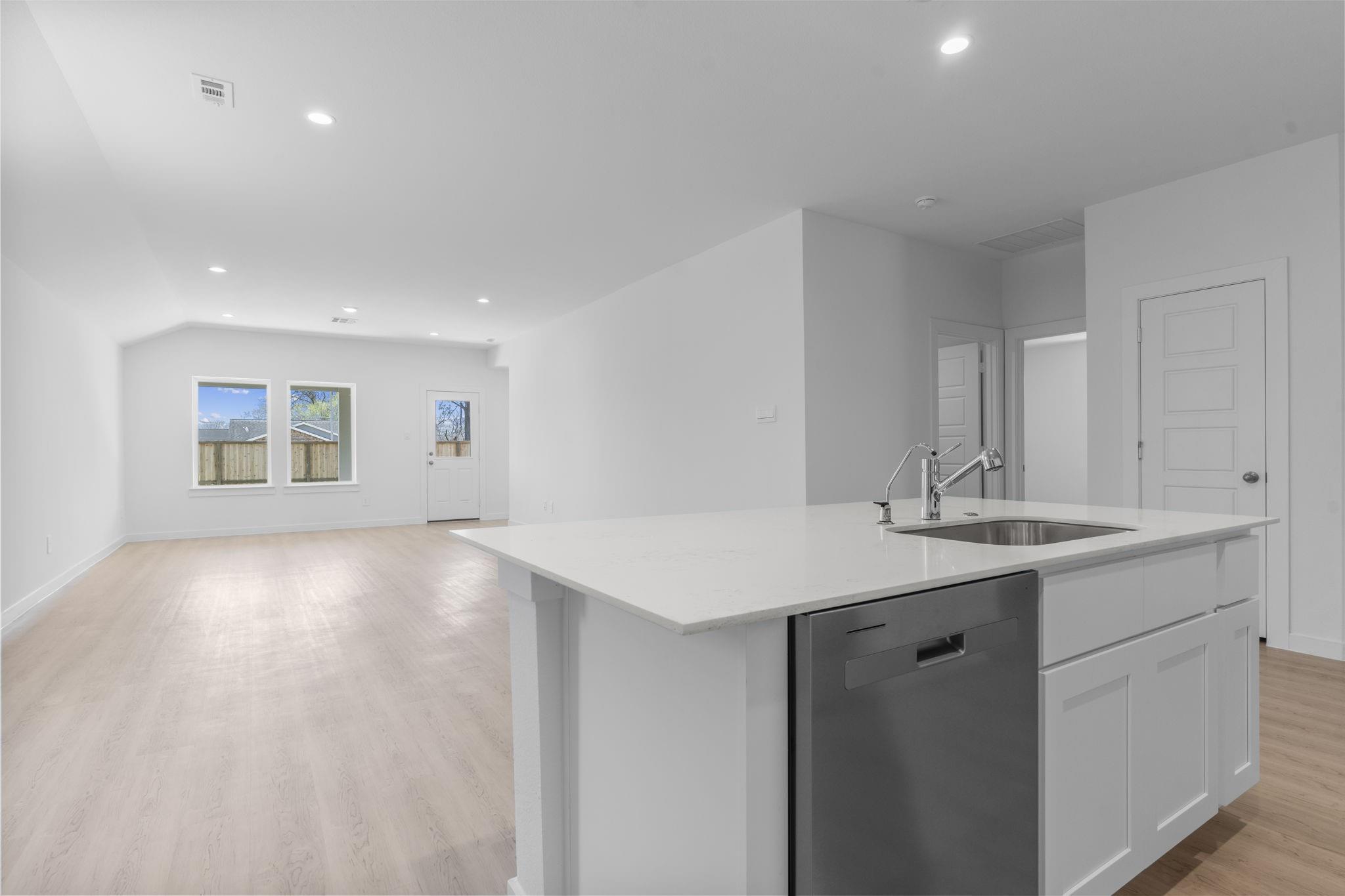 3 Robin Court