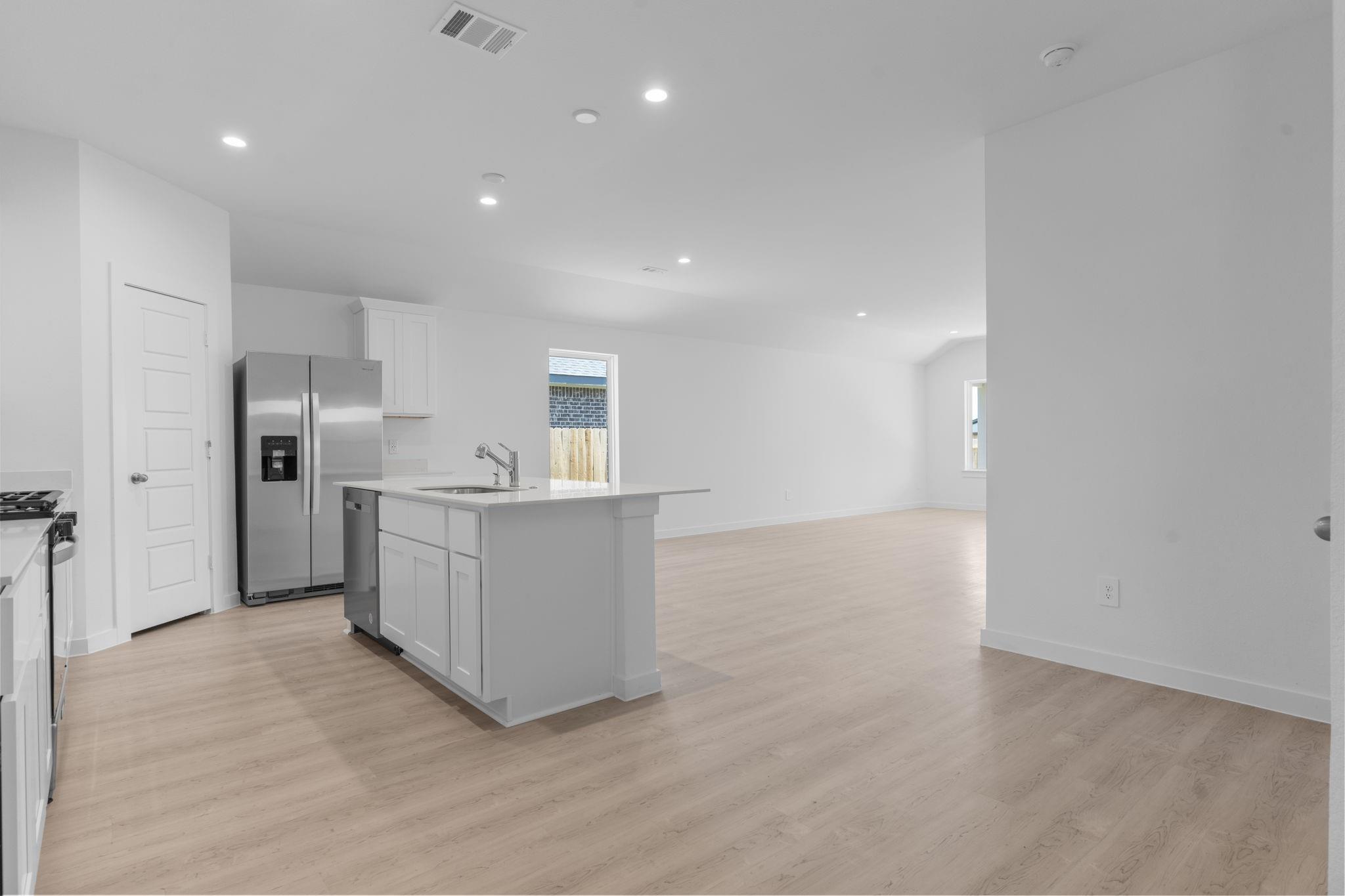 3 Robin Court