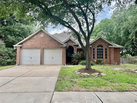 Photo of 11302 Meadowchase Drive, Houston, TX 77065 (MLS # 7512382)