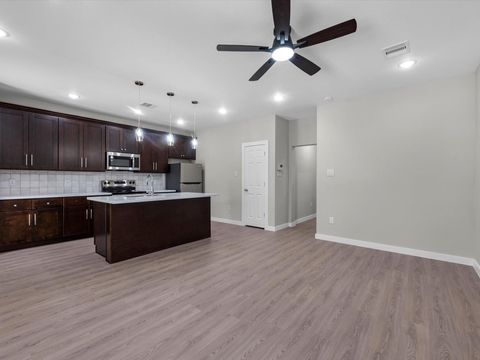 Tiny photo for 5201 Kenilwood Dr Dr #B, Houston, TX 77033 (MLS # 25085147)