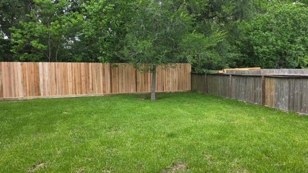 Photo of 22525 E Shorewood Loop Loop E, Huffman, TX 77336 (MLS # 98216152)