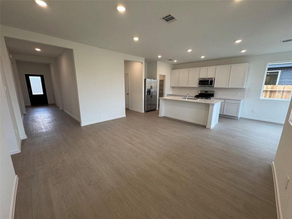 Photo of 5443 Bear Run, Bryan, TX 77807 (MLS # 92788821)