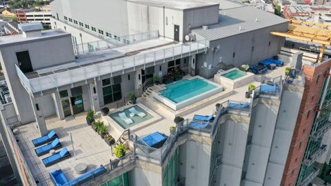 Photo of 2000 Bagby Street #5417, Houston, TX 77002 (MLS # 87414865)