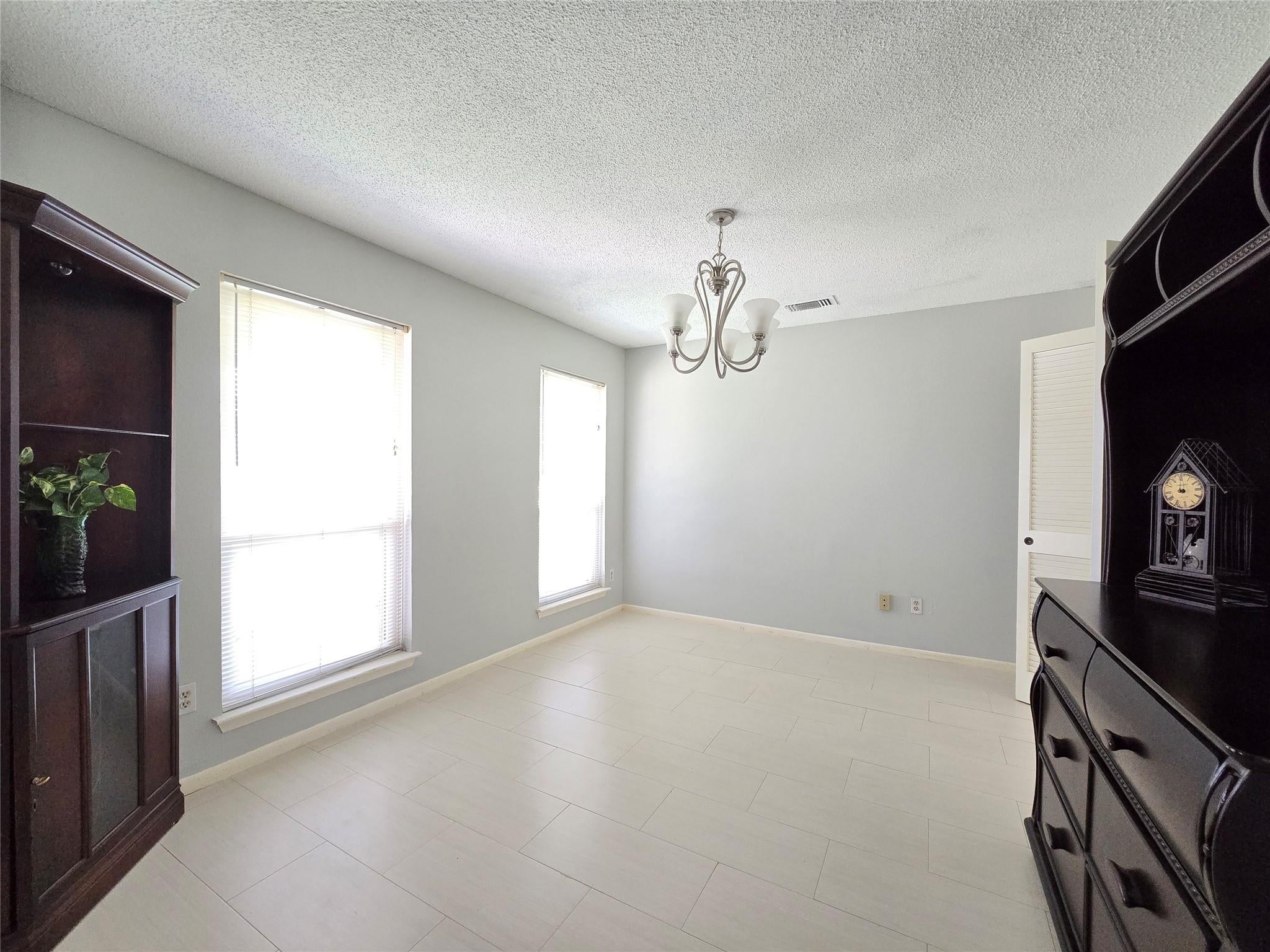 3118 Flintwood Drive