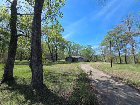 Photo of 17866 Magnolia Lane, New Caney, TX 77357 (MLS # 20507009)