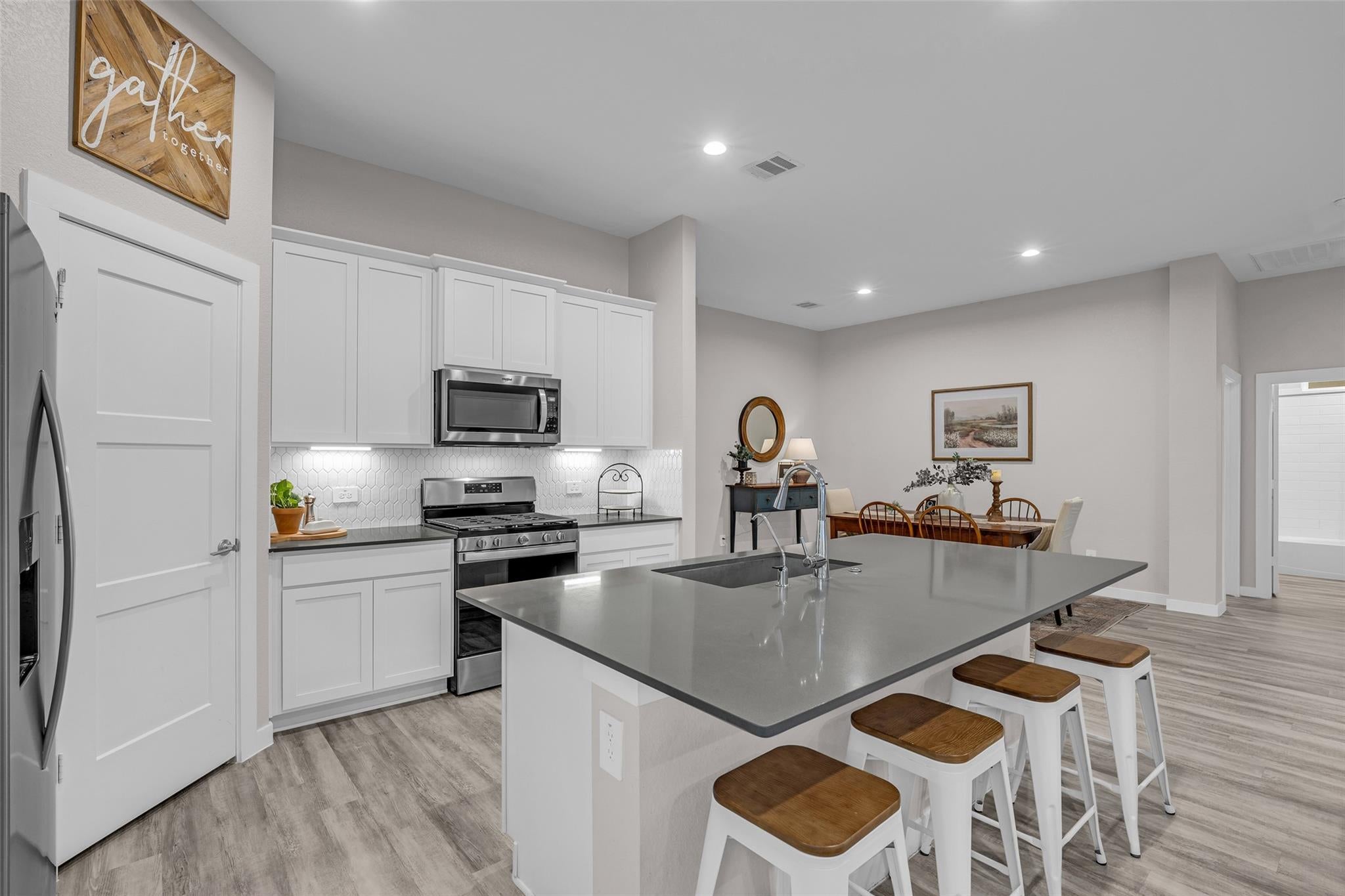 1569 Oakdale Crest Drive