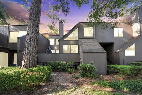 Photo of 330 Litchfield Lane #37, Houston, TX 77024 (MLS # 45526090)