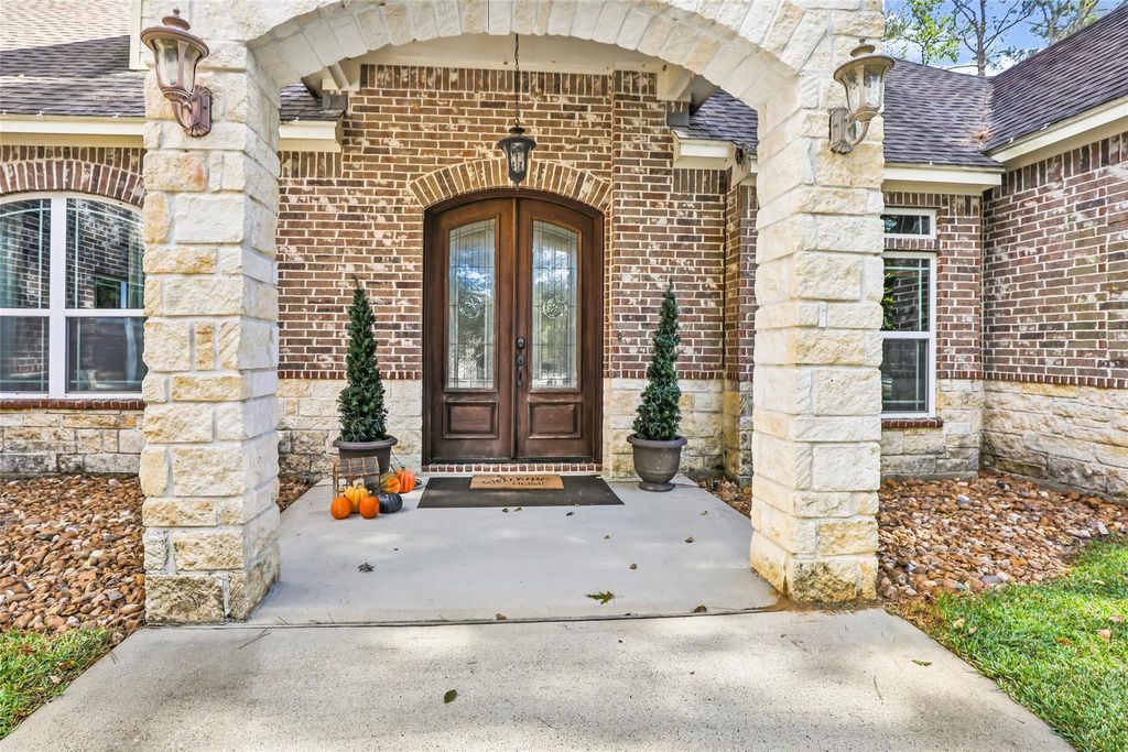 Photo of 311 Reserve Ridge Drive, Huffman, TX 77336 (MLS # 96493536)