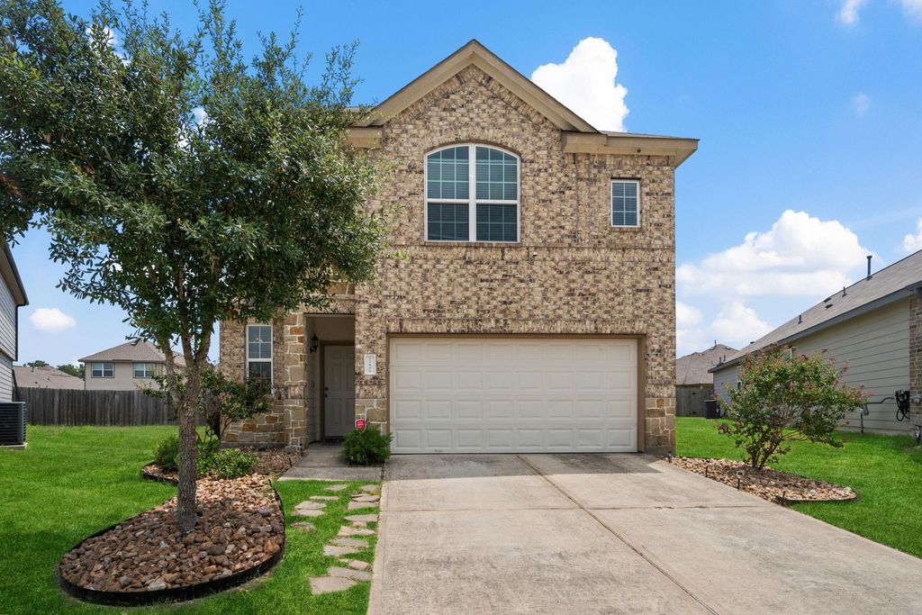 Photo of 17606 Virlogeux Lane, Humble, TX 77346 (MLS # 23156201)