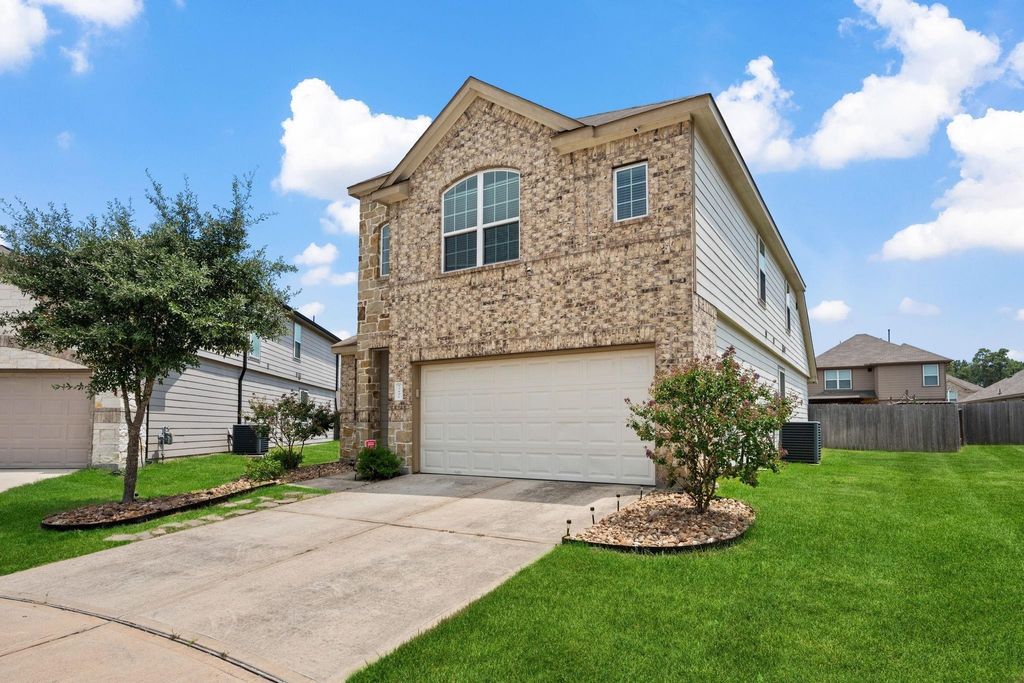 Photo of 17606 Virlogeux Lane, Humble, TX 77346 (MLS # 23156201)
