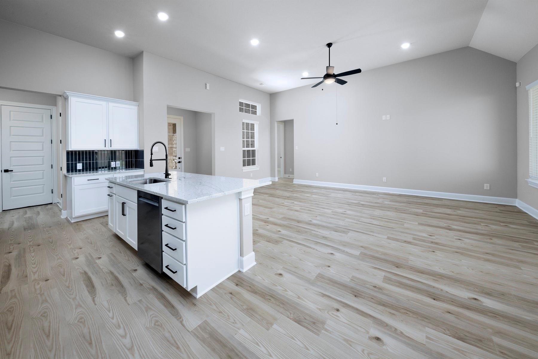 1806 Grass Valley Drive