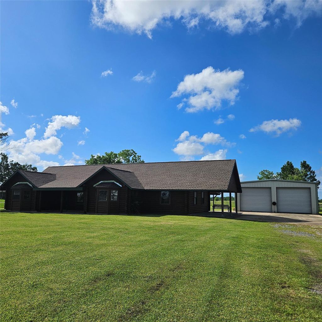 Photo of 3084 Kent Road, Beaumont, TX 77705 (MLS # 80534593)