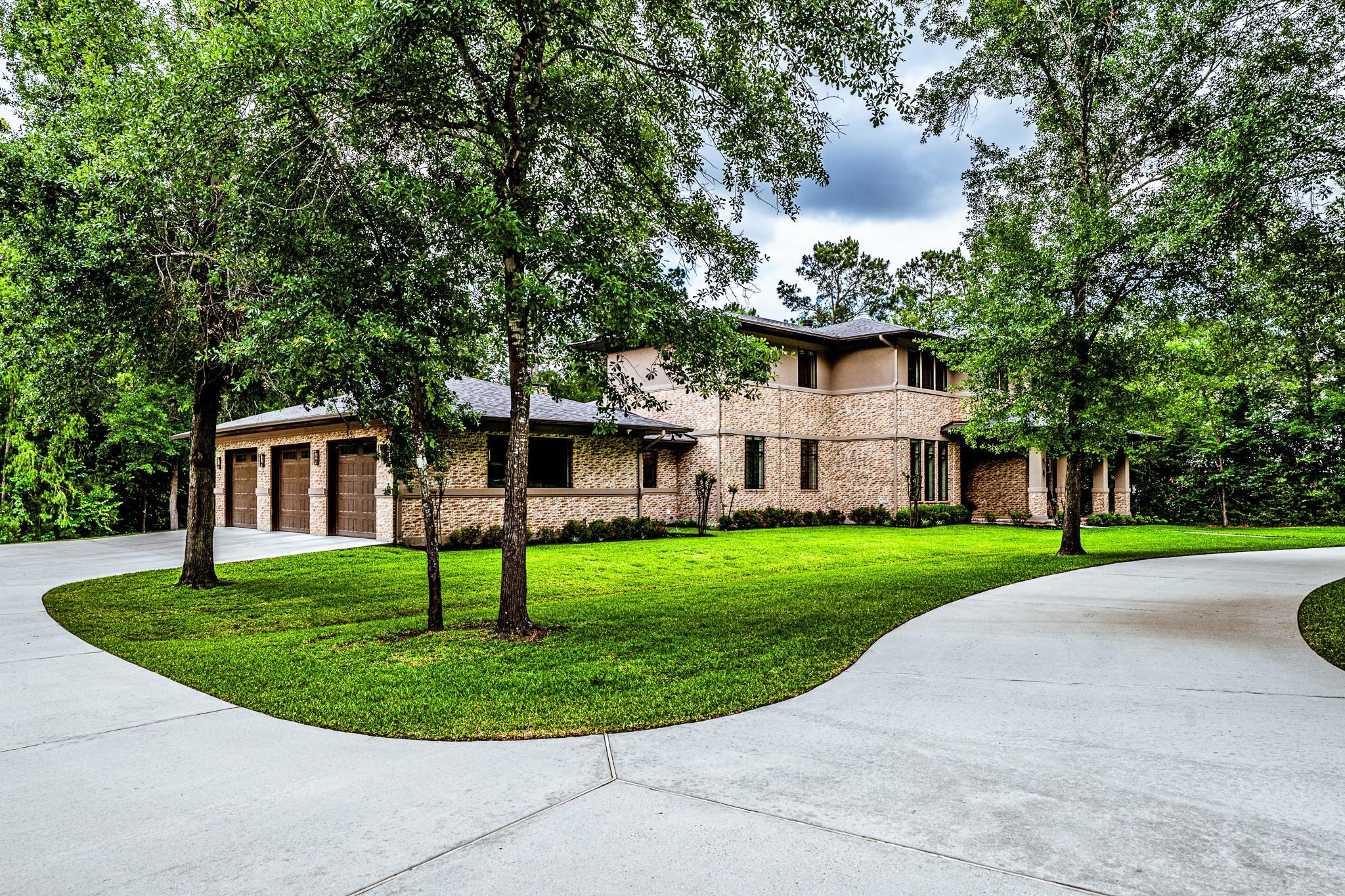 150 Autumn Way